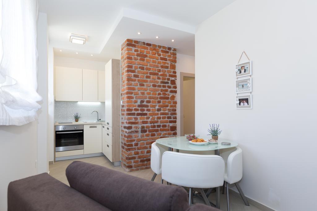 Central Boutique Apartments With Balconies, In Walking Distance To The Sea Задар Экстерьер фото