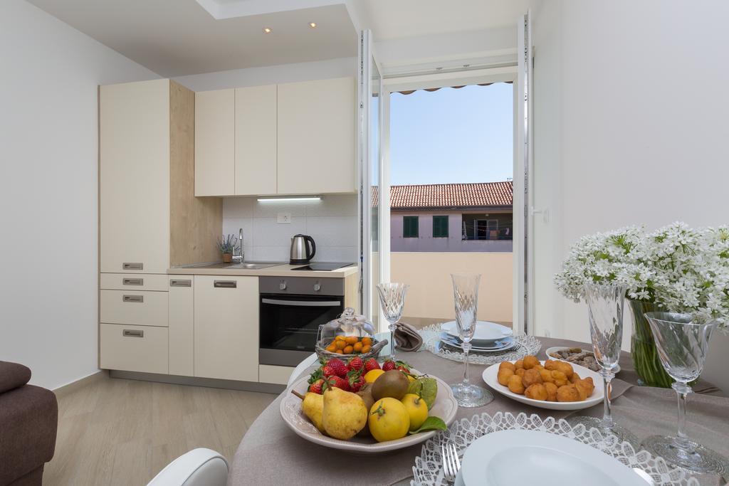Central Boutique Apartments With Balconies, In Walking Distance To The Sea Задар Экстерьер фото
