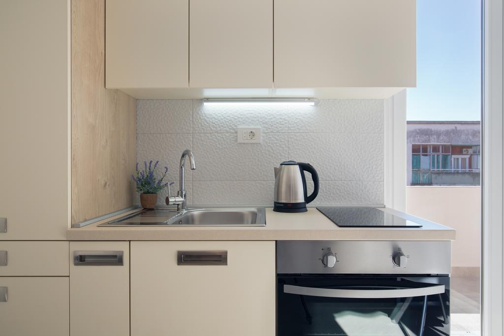 Central Boutique Apartments With Balconies, In Walking Distance To The Sea Задар Экстерьер фото